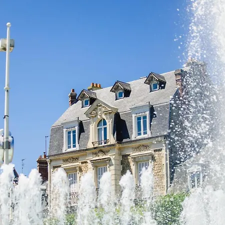 Hoche - Five Bedrooms Garden - Hippodrome - Centre Hébergement de vacances Deauville
